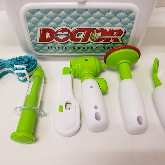 New Doctors Kit Backpack - Picture 13 of 13